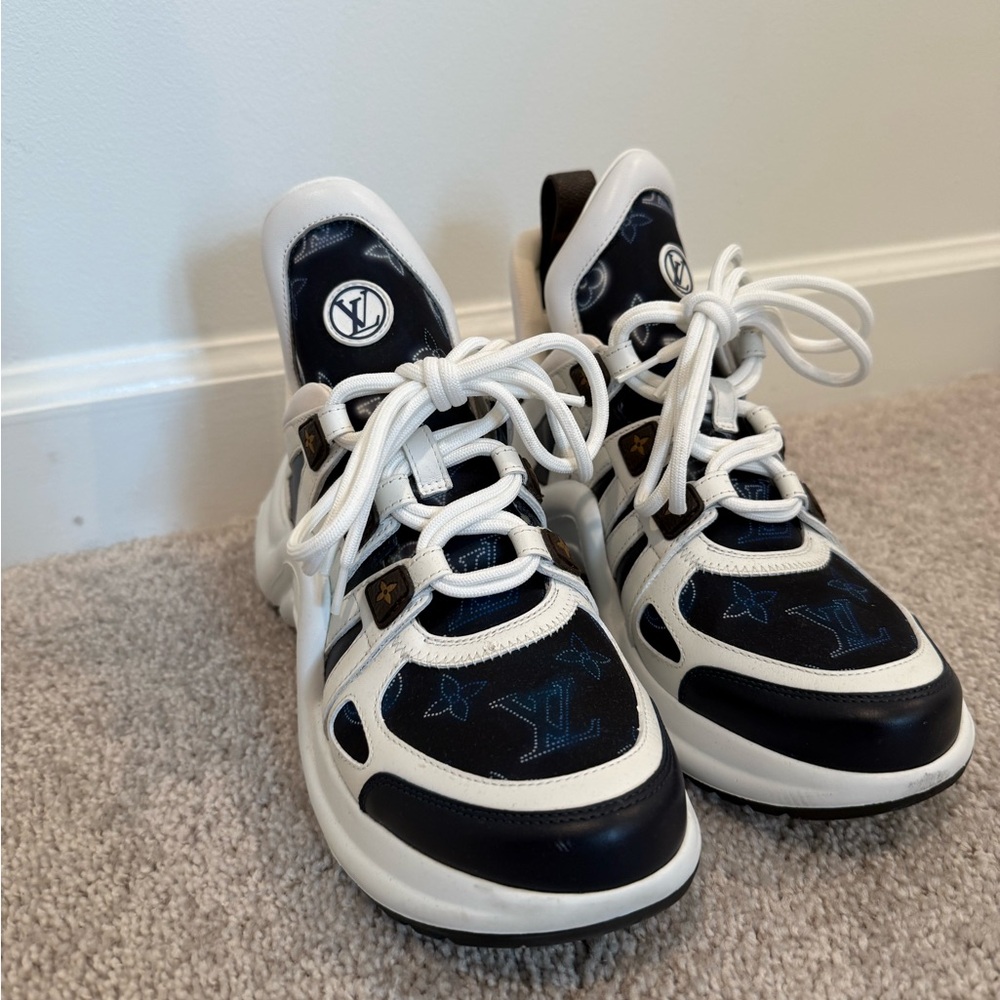 Louis Vuitton Archlight Sneakers size 38